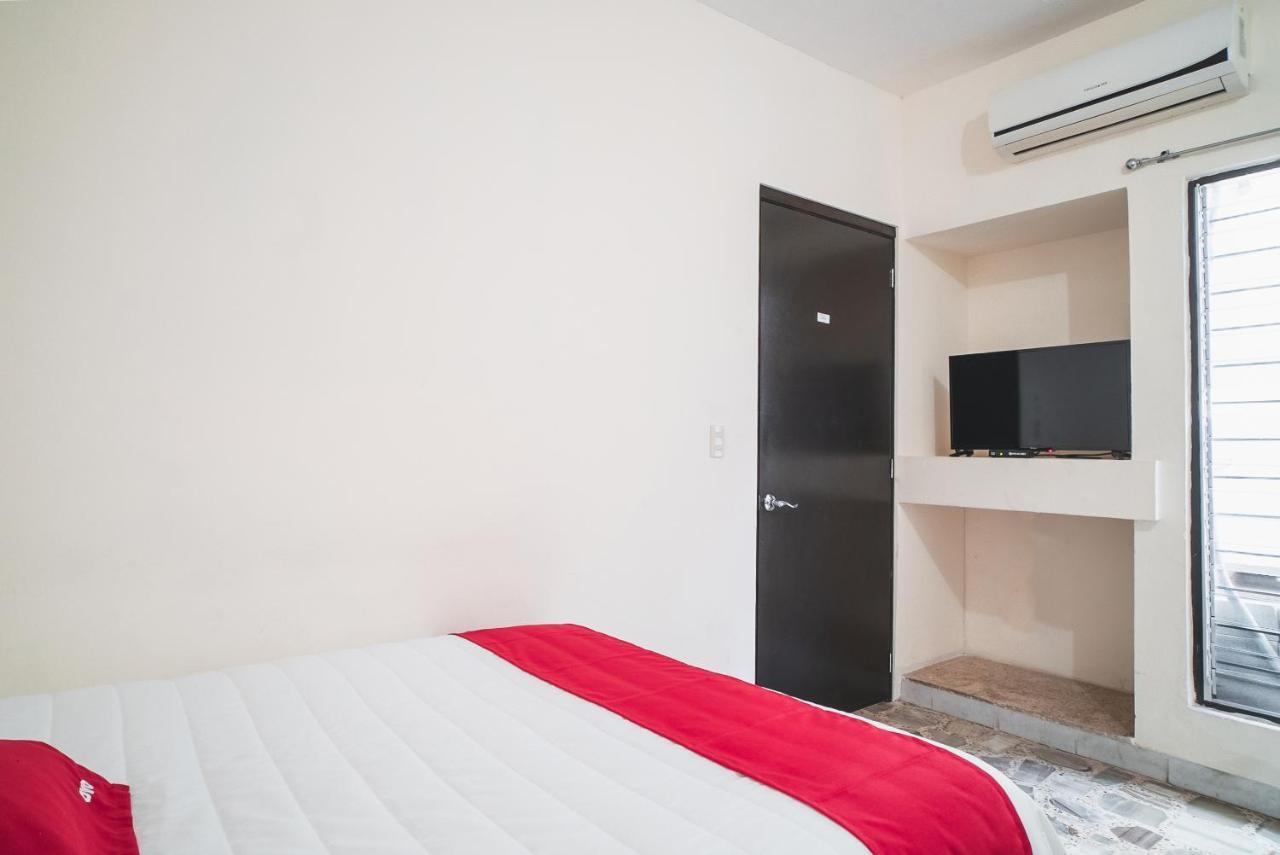 Oyo Hotel Home Express Tuxtla Gutierrez Exterior photo